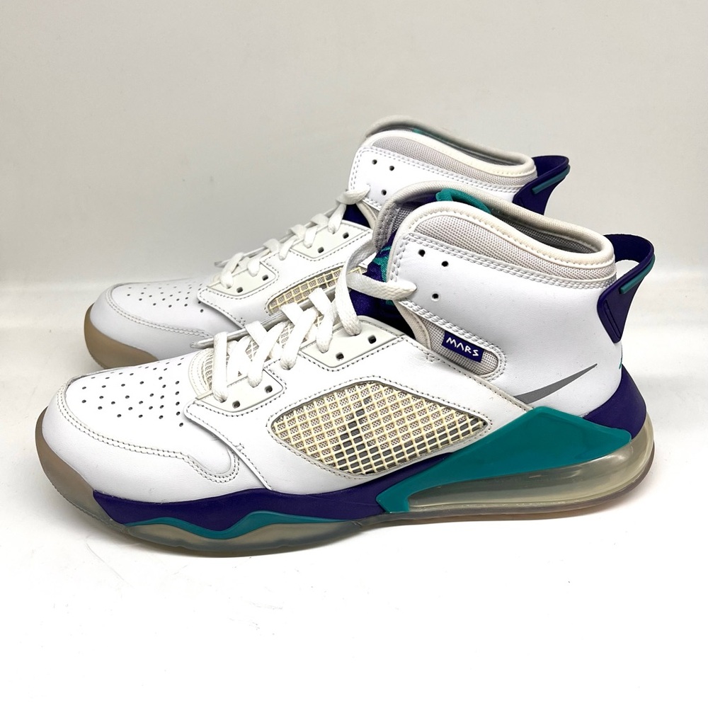 Jordan Nike Mars 270 Grape